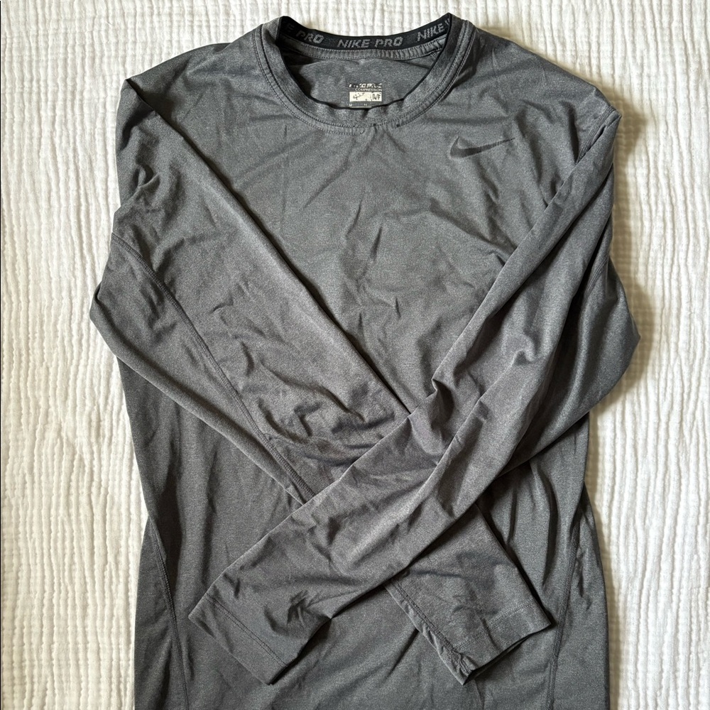 NikePro Compression Baselayer - Picture 2 of 3